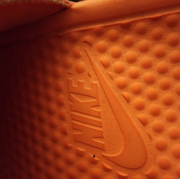 Nike Bling Slide Sandals - Picture 6 of 7